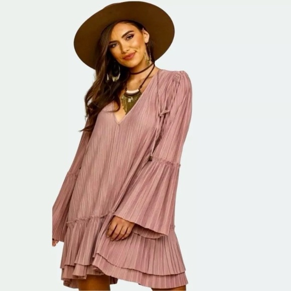 Free People Can’t Help It Midi Ruffle Pink dress Bell Sleeves SZ Med - Picture 7 of 7